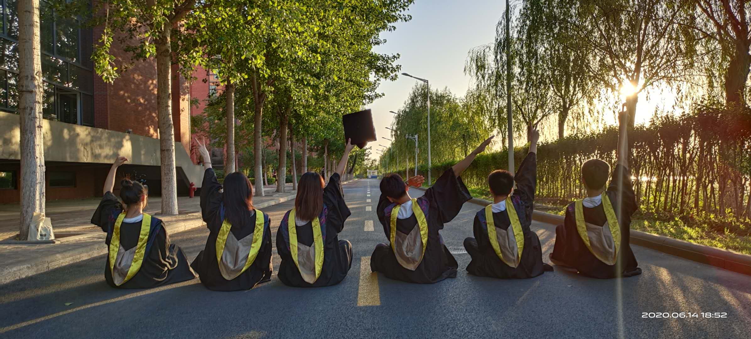 纪念